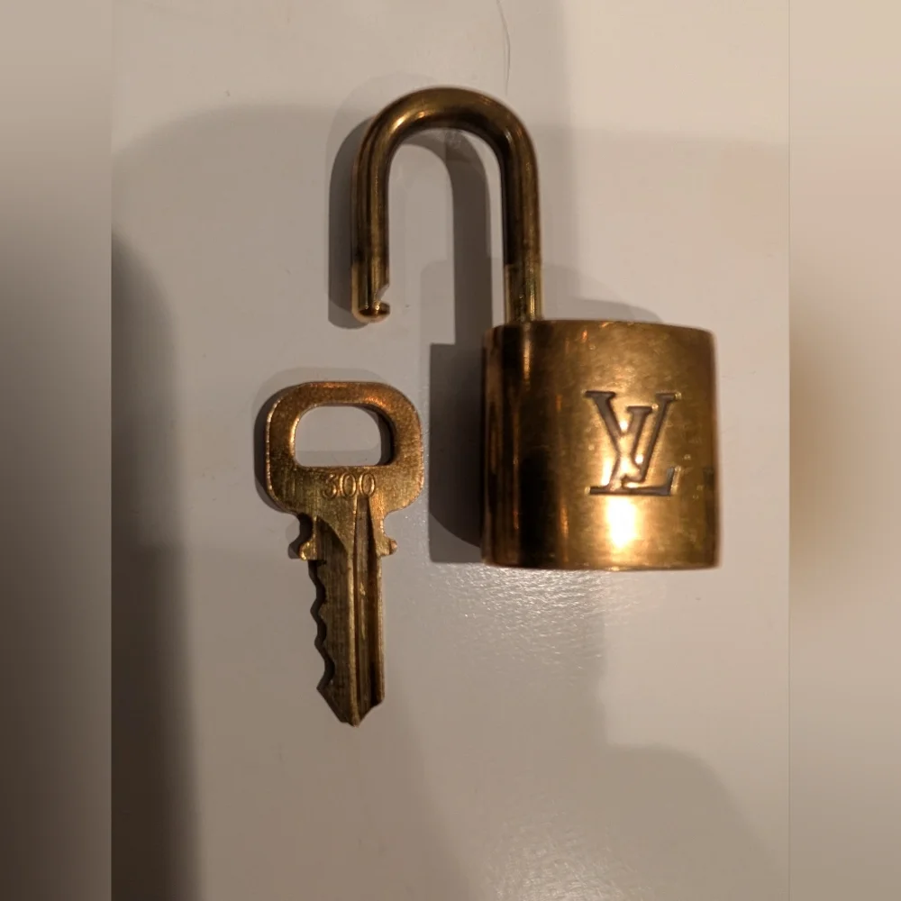 Louis Vuitton #300 Lock and Key